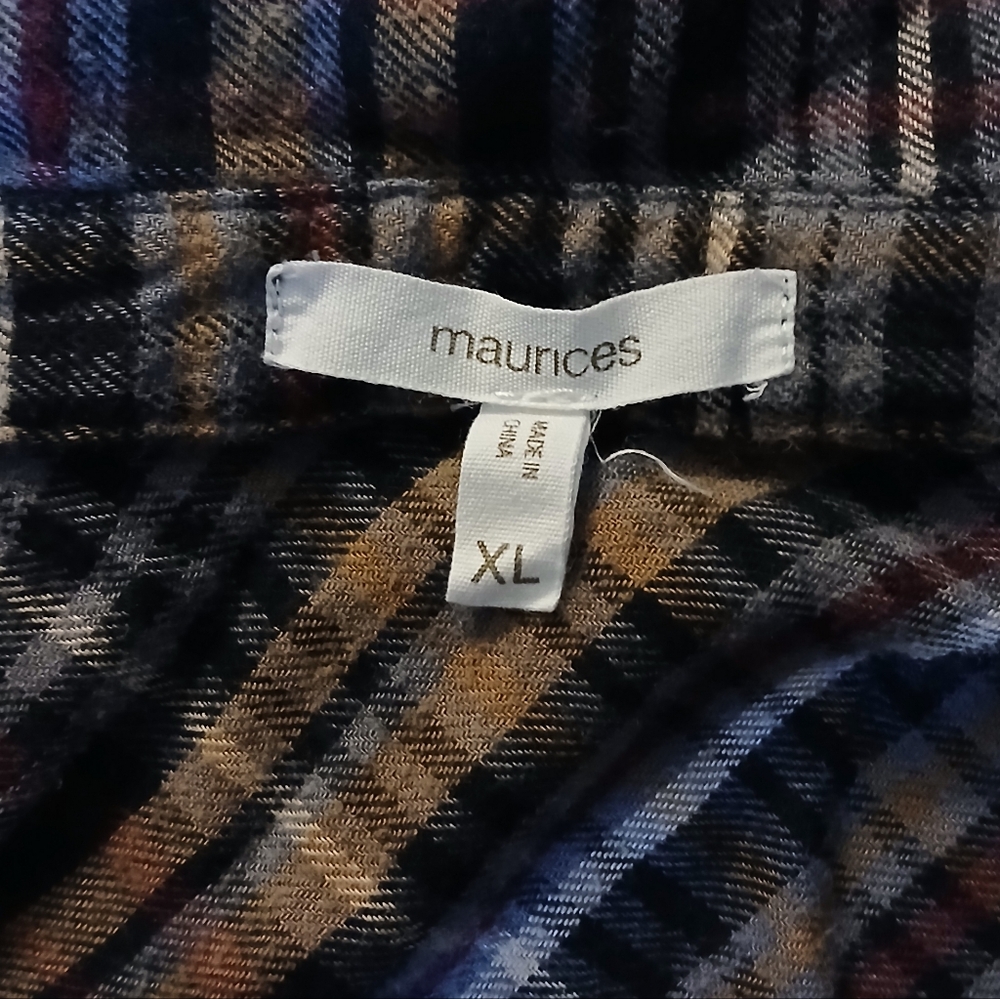 Maurices Woman Casual Plaid Buttondown Shirt - Black, Brown, Burgady XL - Picture 2 of 16